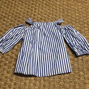 Girls exposed shoulder top